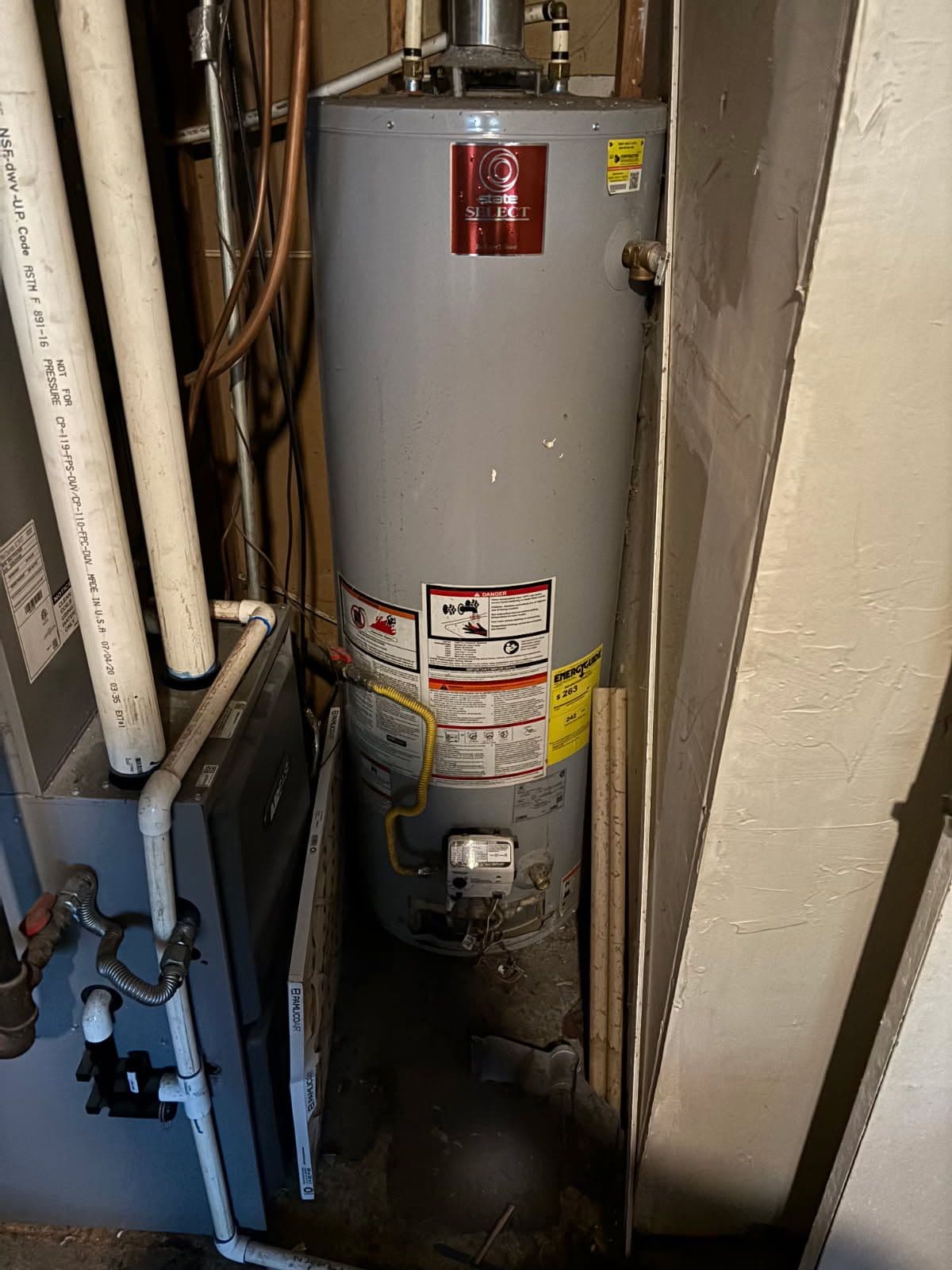 Gallery photos for Upgrade to a Rheem Water Heater for Maximum Efficiency: Image #1