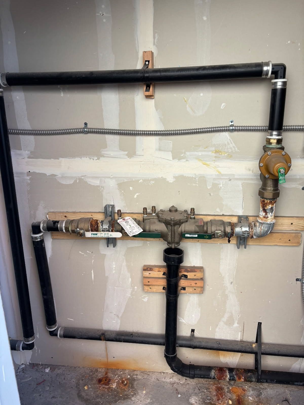 Gallery photos for Revamping Water Main Lines for Lasting Results: Image #1