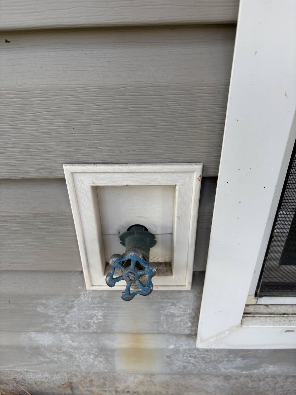 Gallery photos for Essential Hose Bib Upgrade with Vacuum Breaker: Image #1