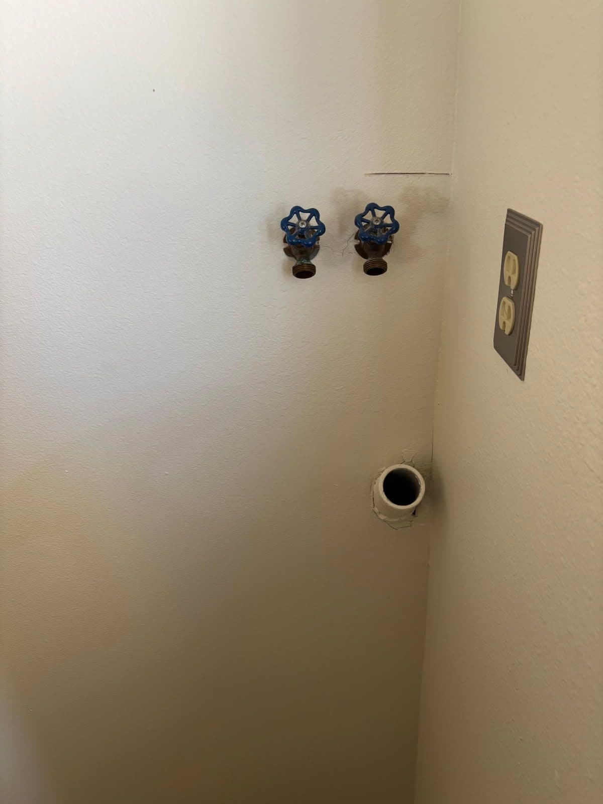 Gallery photos for Efficient Laundry Box Installation by Silverback Plumbing: Image #1