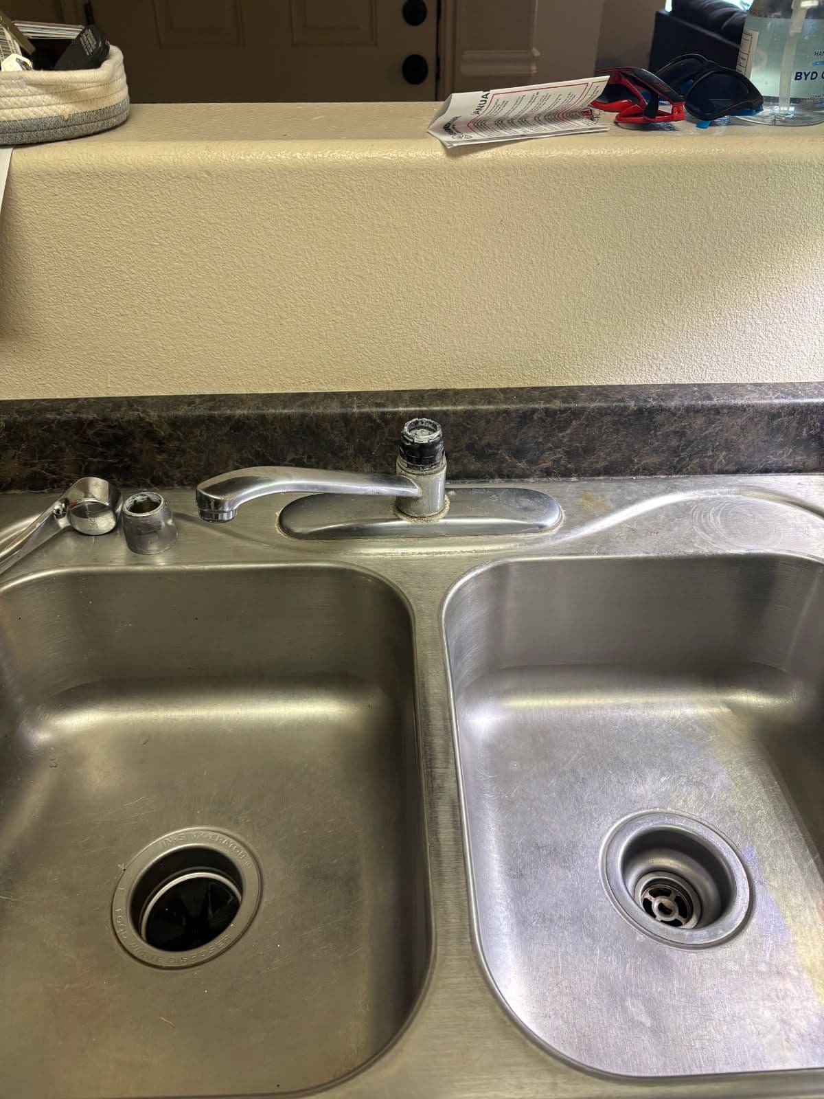 Gallery photos for Kitchen Faucet Upgrade with Silverback Plumbing: Image #1