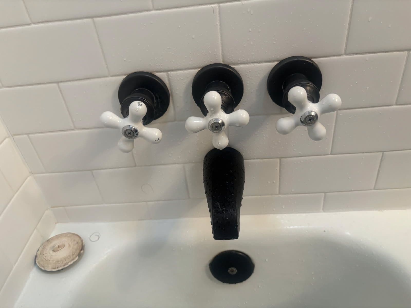 Gallery photos for 3-Handle Valve Swapped Out for a New Moen Single-Handle: Image #2